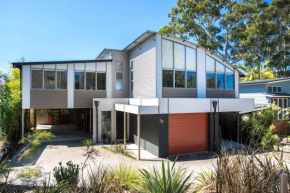 Aurora, Mollymook